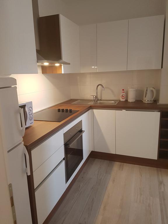 Apartman Lora ยูบุสกี ภายนอก รูปภาพ